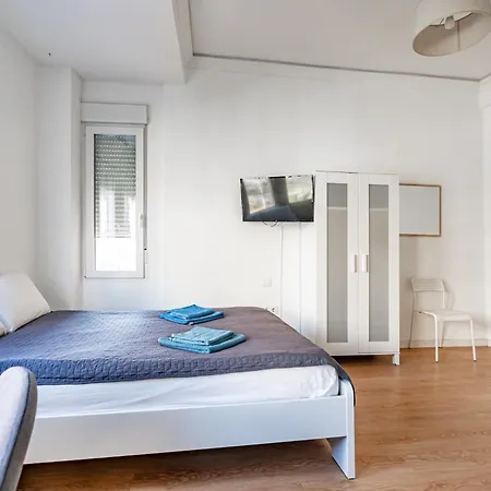 Versus Guest house